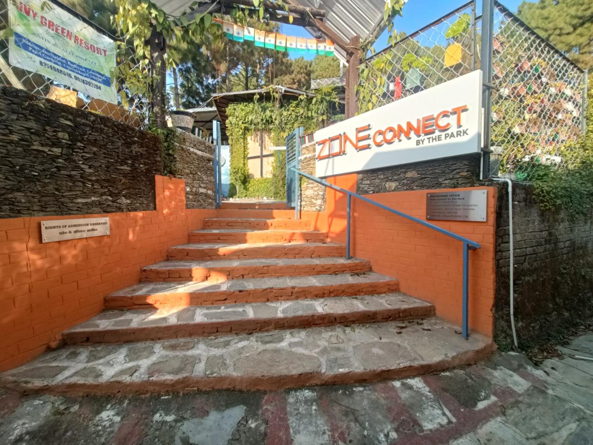 Zone Connect By The Park, Lansdowne Hotell Eksteriør bilde